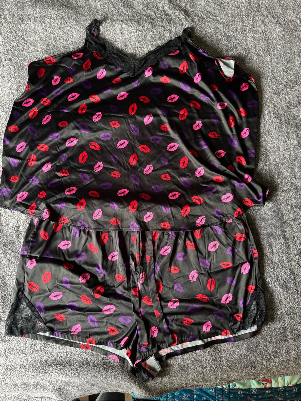 torrid Black Satin Lip-Print Lace-Trim Cami & Short Pajama Set